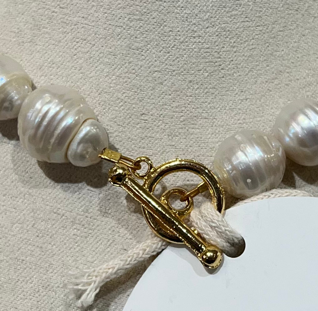 Chunky Pearl Necklace