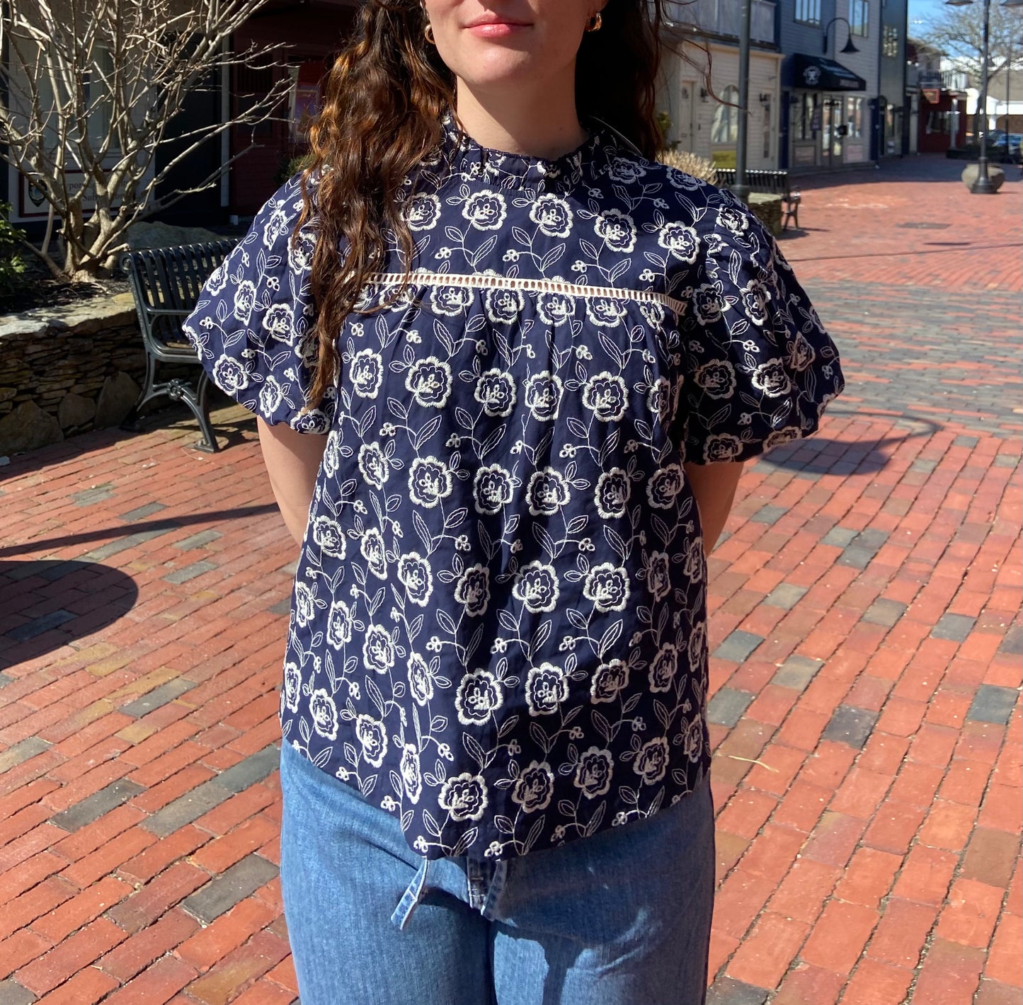 Daisy Fields Top