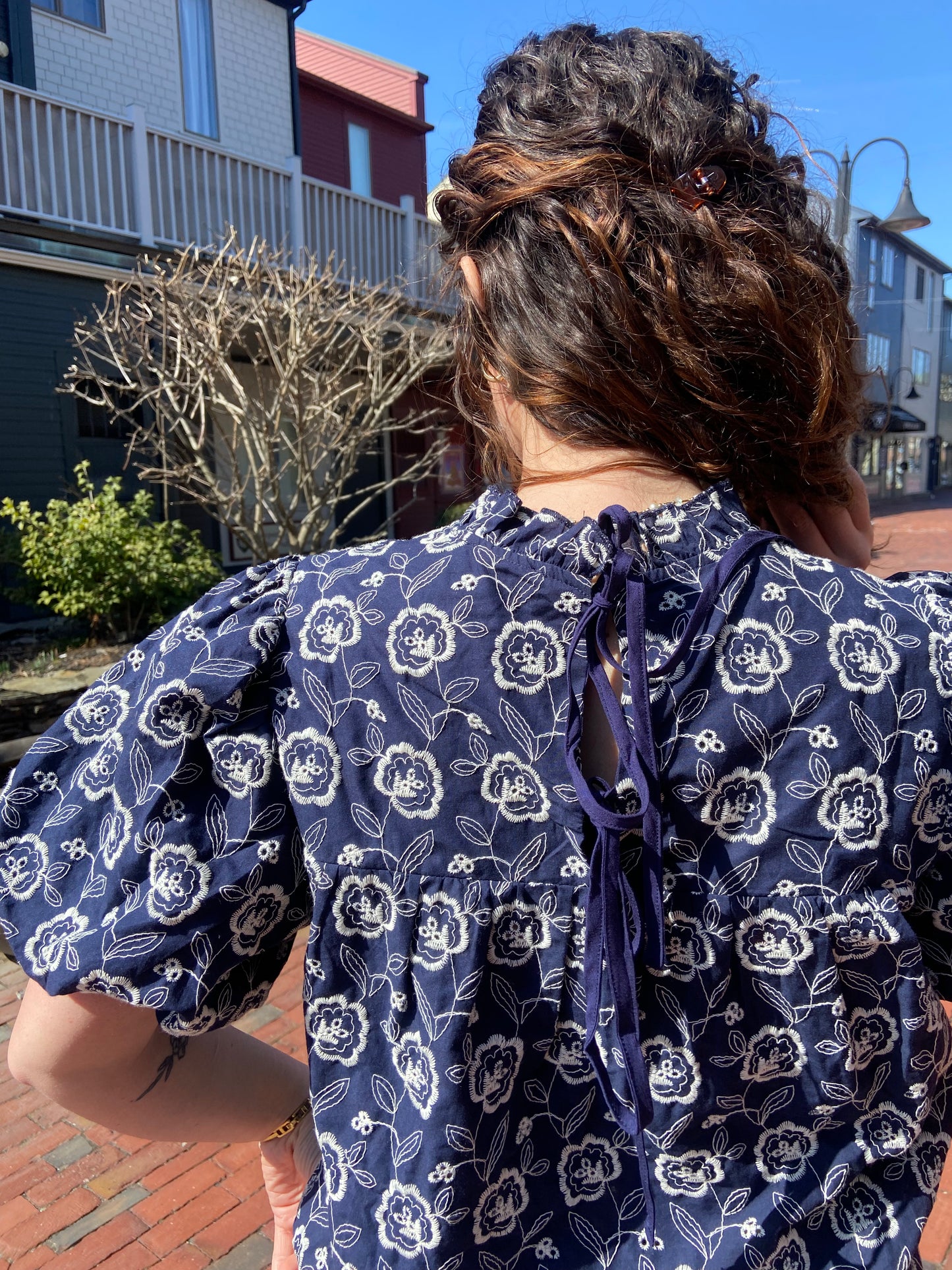 Daisy Fields Top