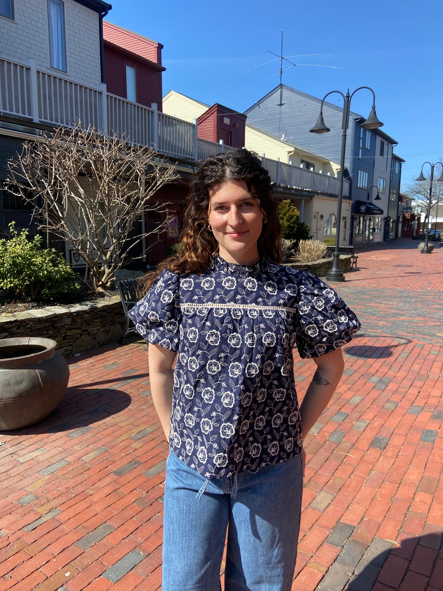 Daisy Fields Top