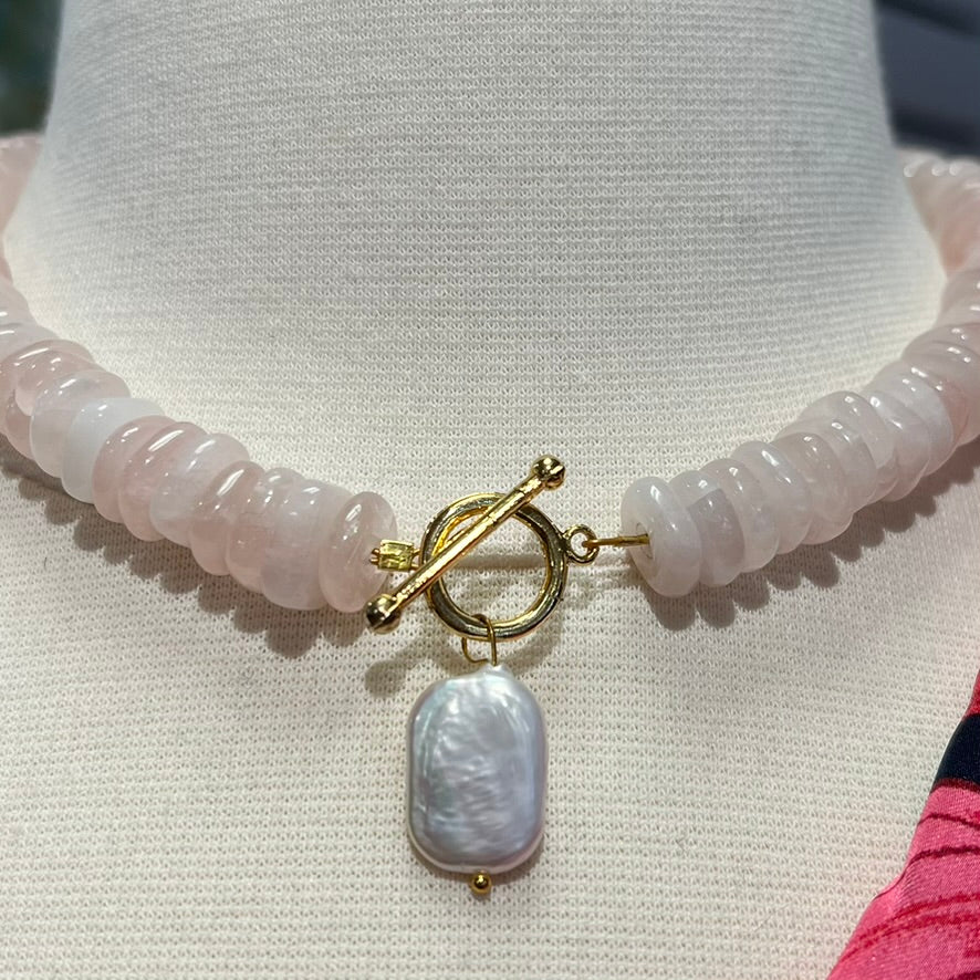 Jora Rose Quartz Necklace