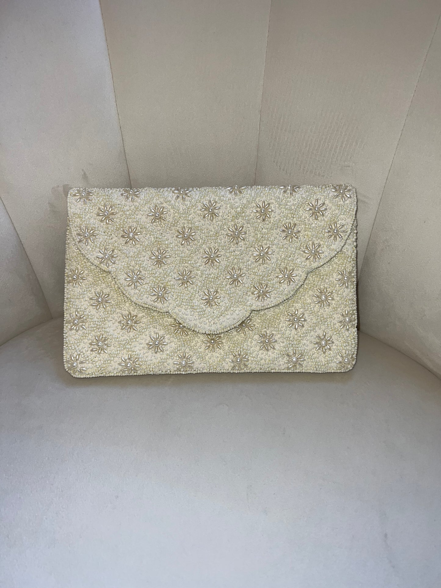 Pearl Flower Purse