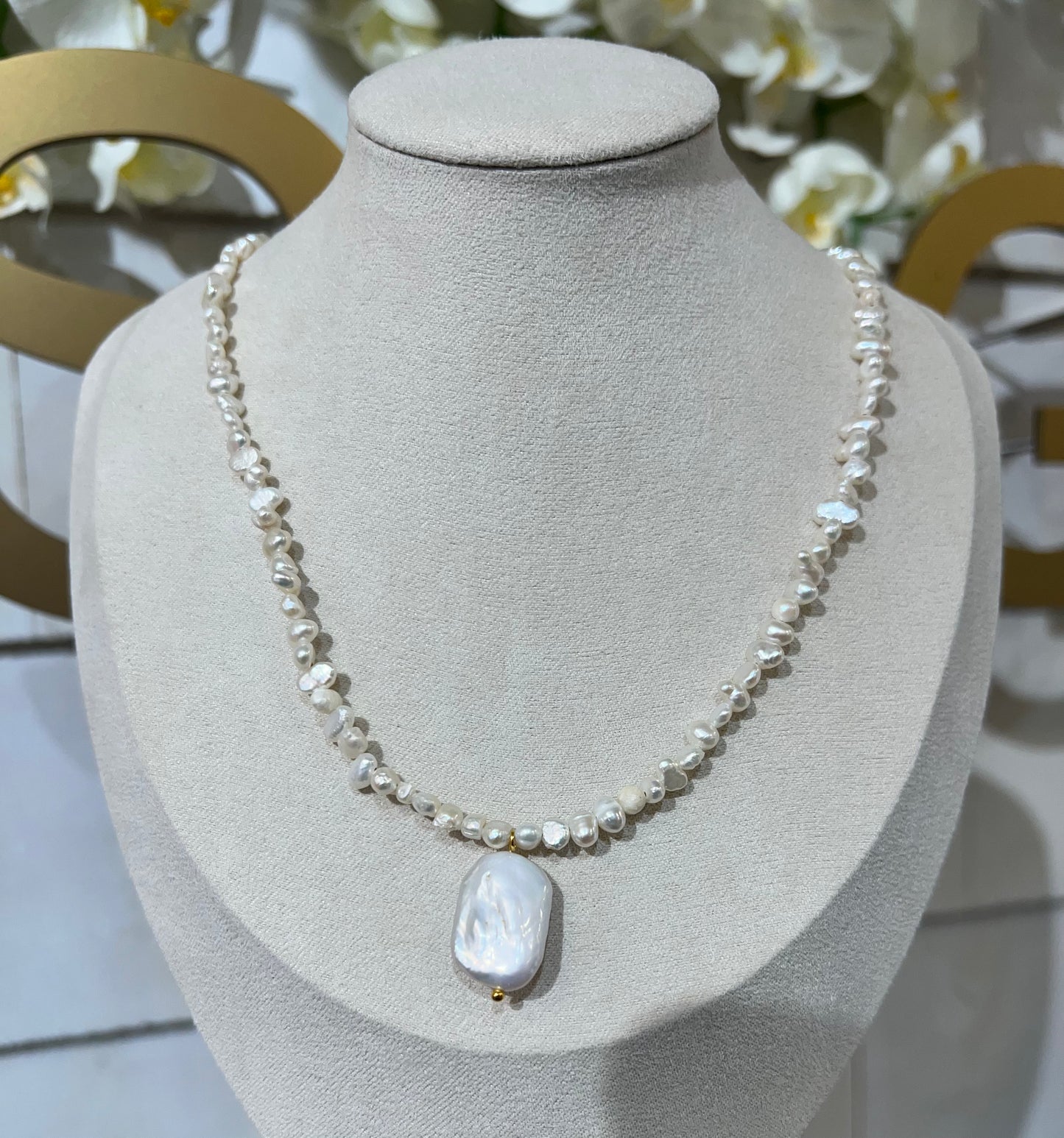 Fresh Water Dangling Pearl Necklace