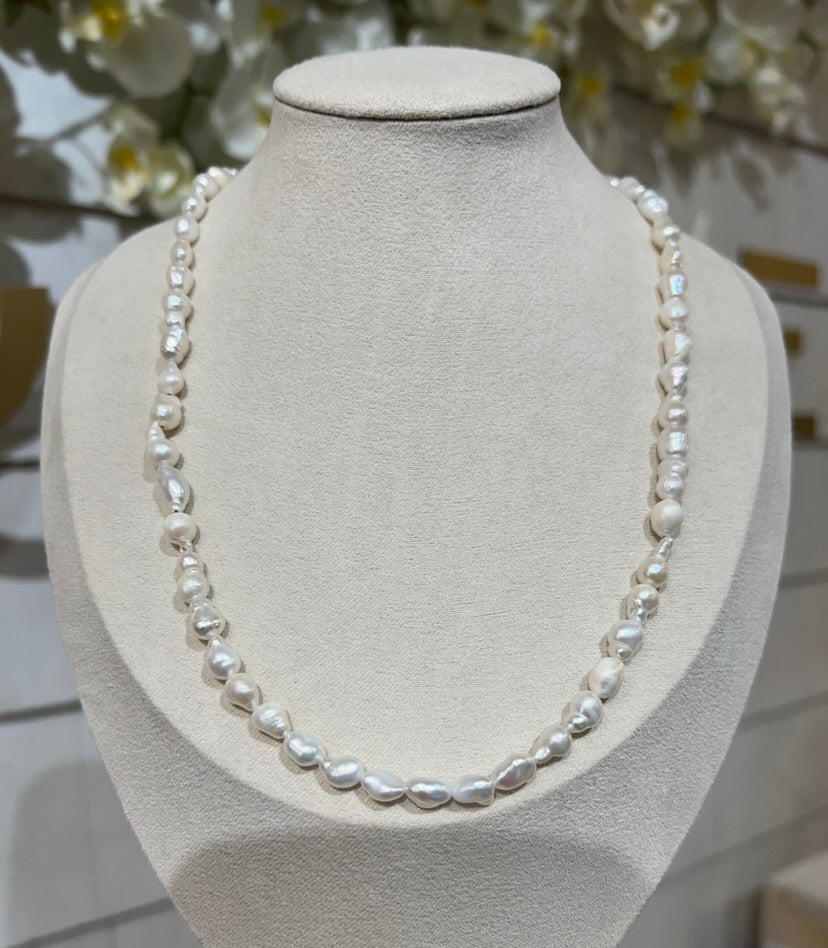 Summer Pearls Necklace