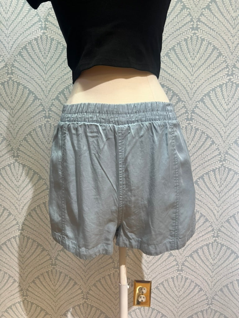 By the Shore Shorts