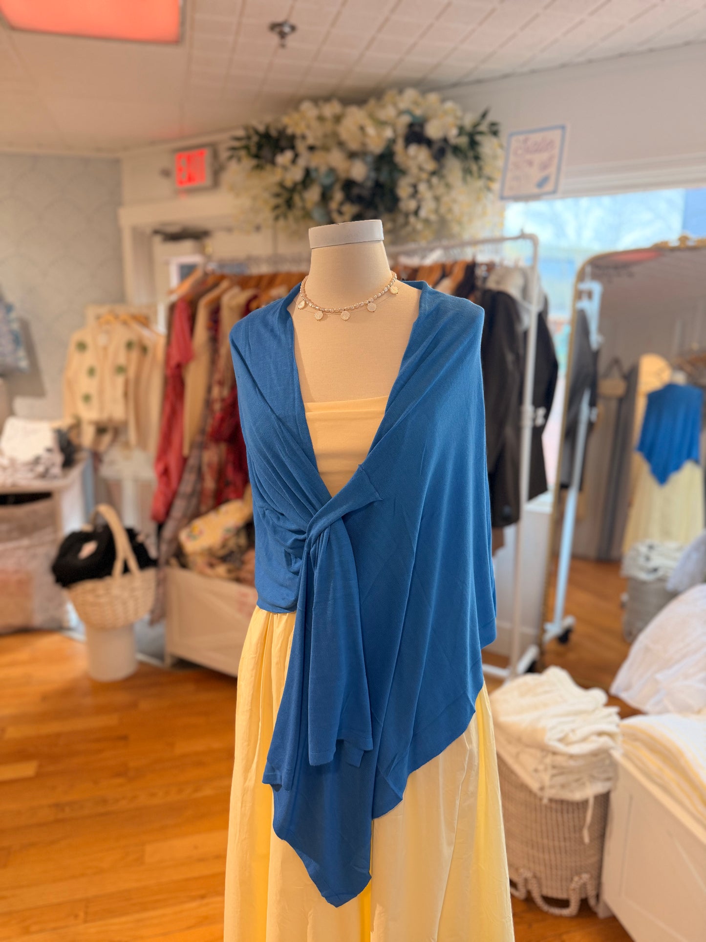 Coastal Keyhole Wrap