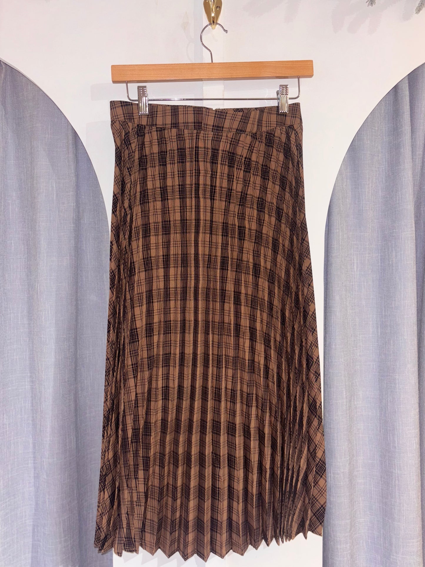 Featherstone Midi Skirt