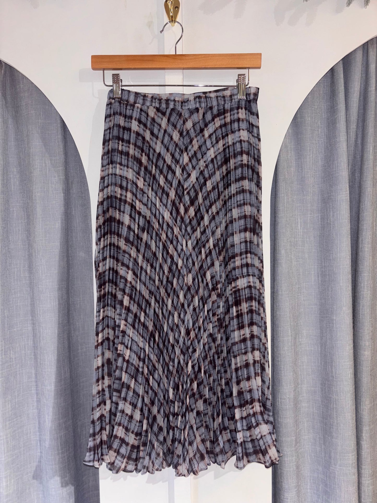 Talia Pleated Midi Skirt