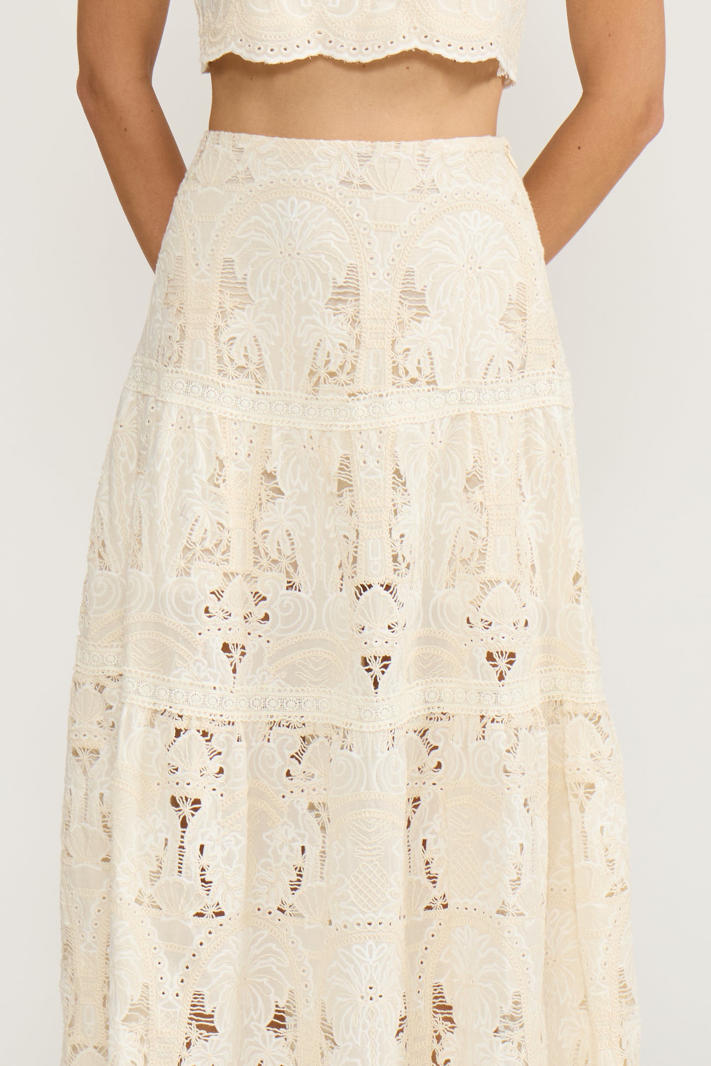 Elordi Tiered Skirt