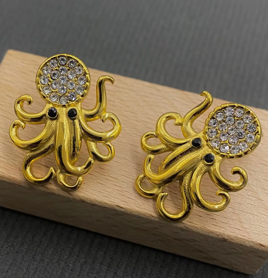 Ursula Earring