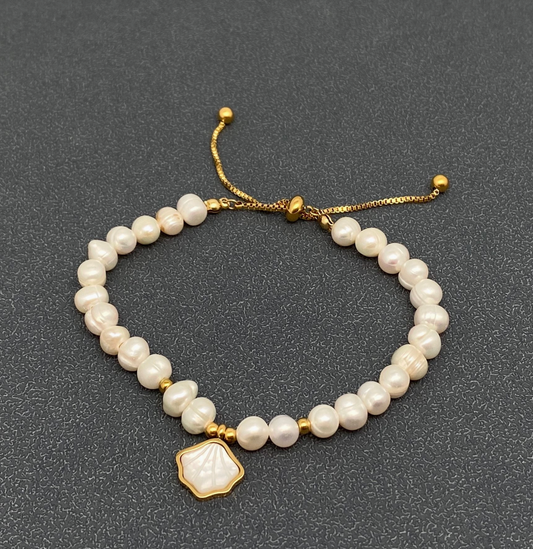 Shelly Bracelet
